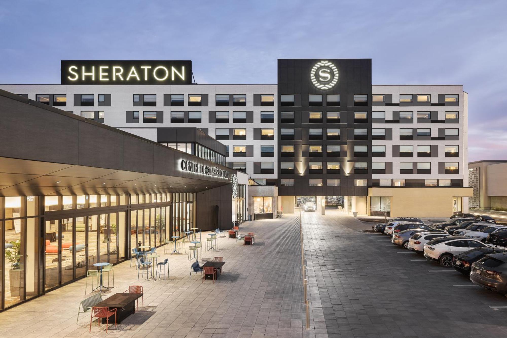 Sheraton Laval Hotel Bagian luar foto